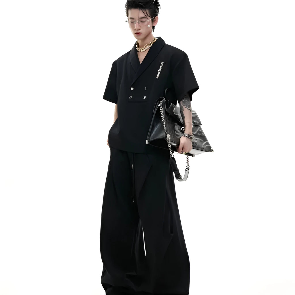 Men's dark grey V-neck padded shoulder short-sleeve jacket and matching shorts sports suit.