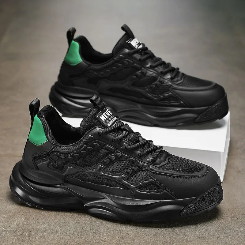 Men's solid colour breathable mesh shoes in white or black with round toe.