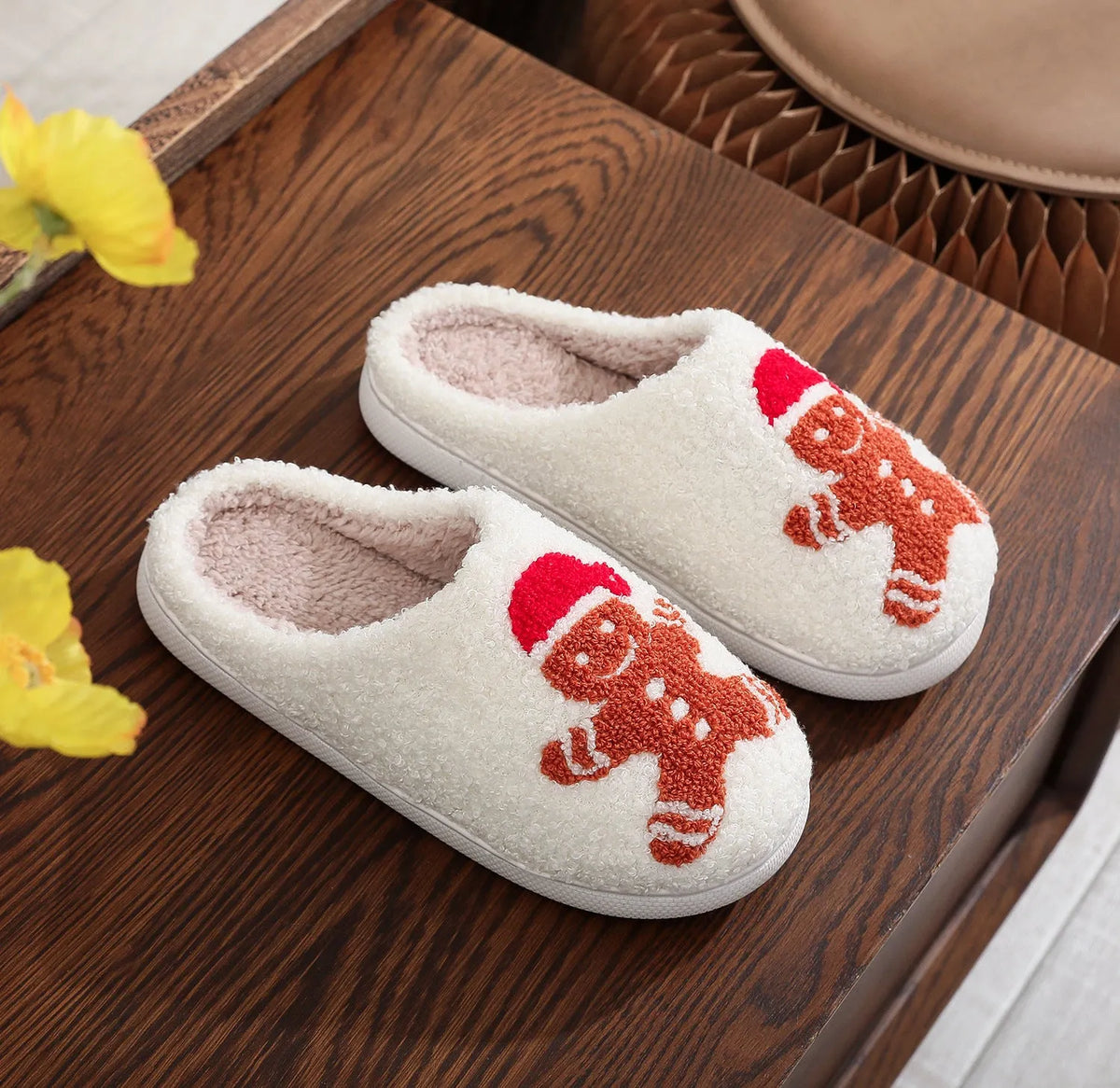 Christmas gingerbread cotton slippers for adults with suede upper, sewn PVC sole and EVA foam midsole