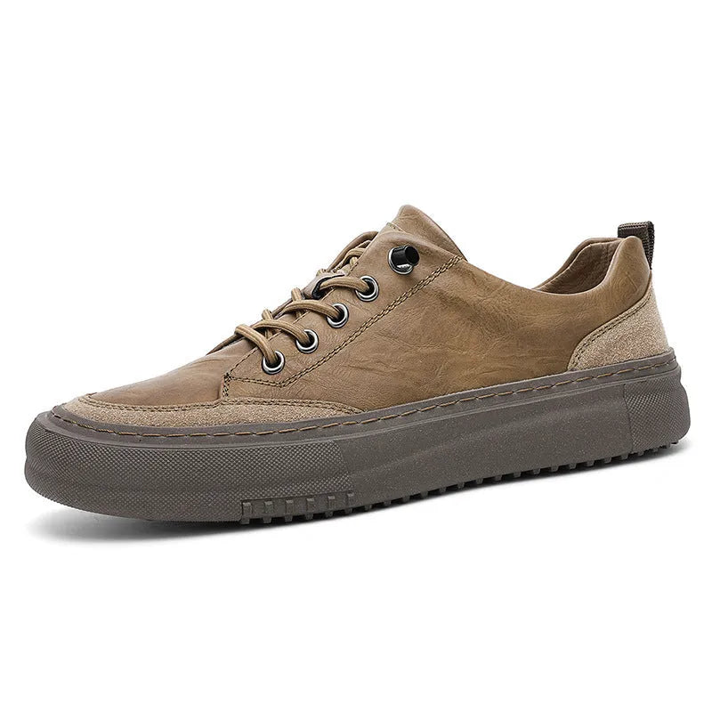 Men's round toe leather shoes in black colour with front lace-up closure and low heel design