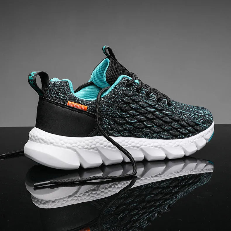 Men's flying knit sports shoes in black with breathable mesh upper and EVA PU sole