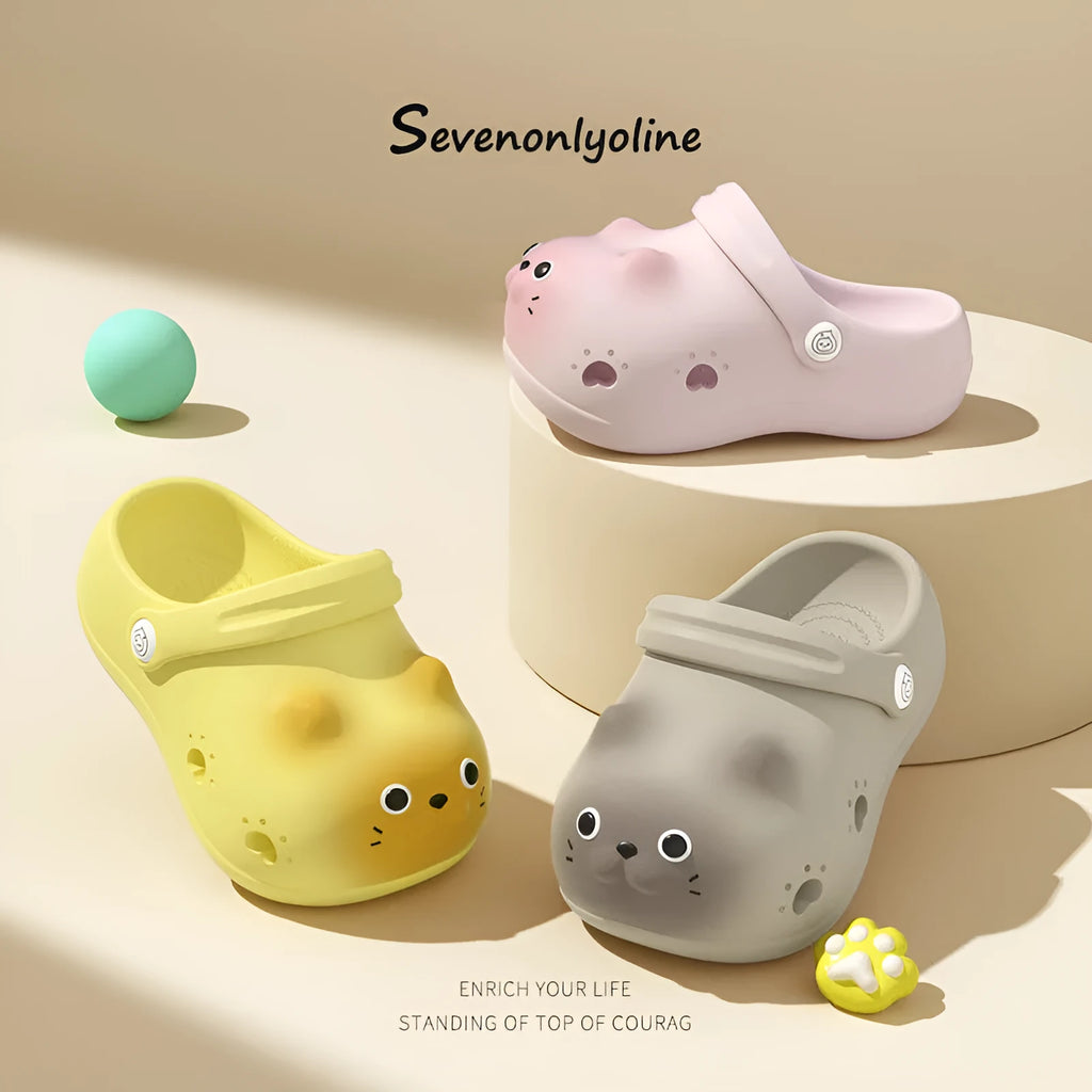 Children's closed toe slippers in grey brown, EVA upper, cartoon paradise design, size 140 for foot length 13-13.5cm