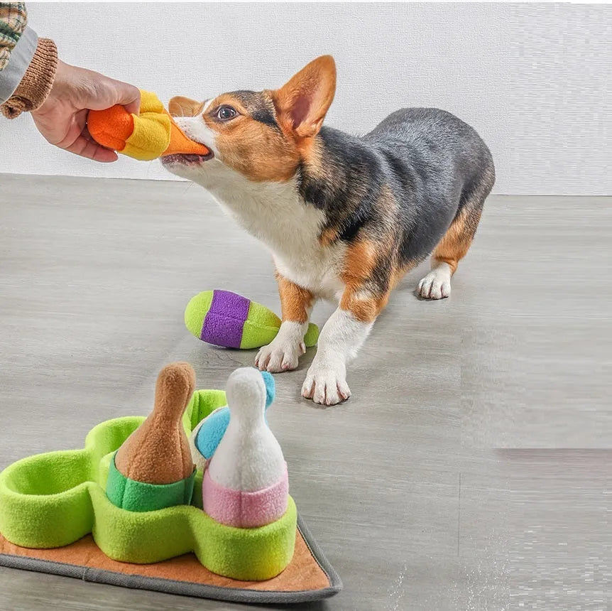Pet Puzzle Play bowling toy set with sound, made from polar fleece, measuring 34.5 x 34.5 x 18 cm
