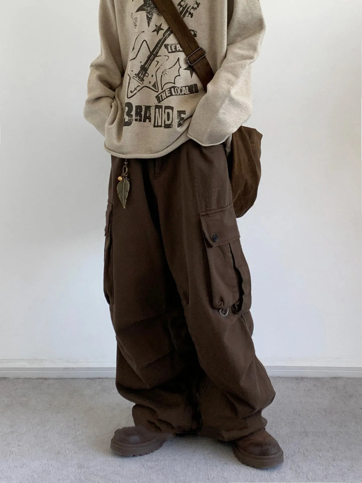 Men's retro large pocket casual trousers, loose straight high waist cotton pants in brown or black, sizes M to 3XL