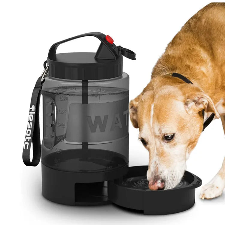 Black large capacity silicone plastic drinking water bottle for dogs and cats
