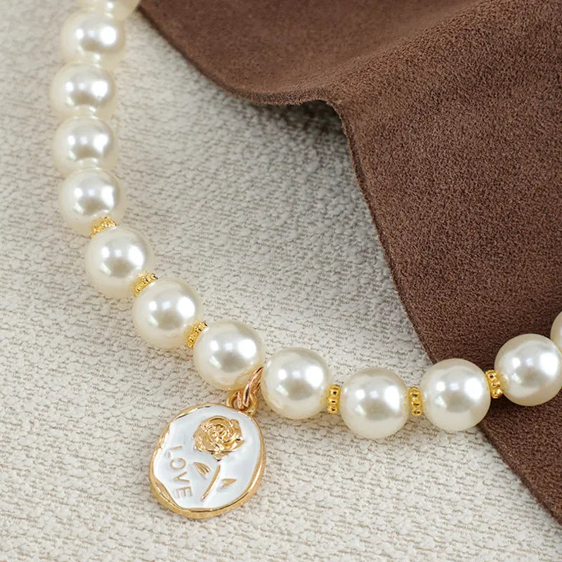 Pet retro pearl necklace collar with flower pattern in white rose or black rose, plastic, sizes S M L