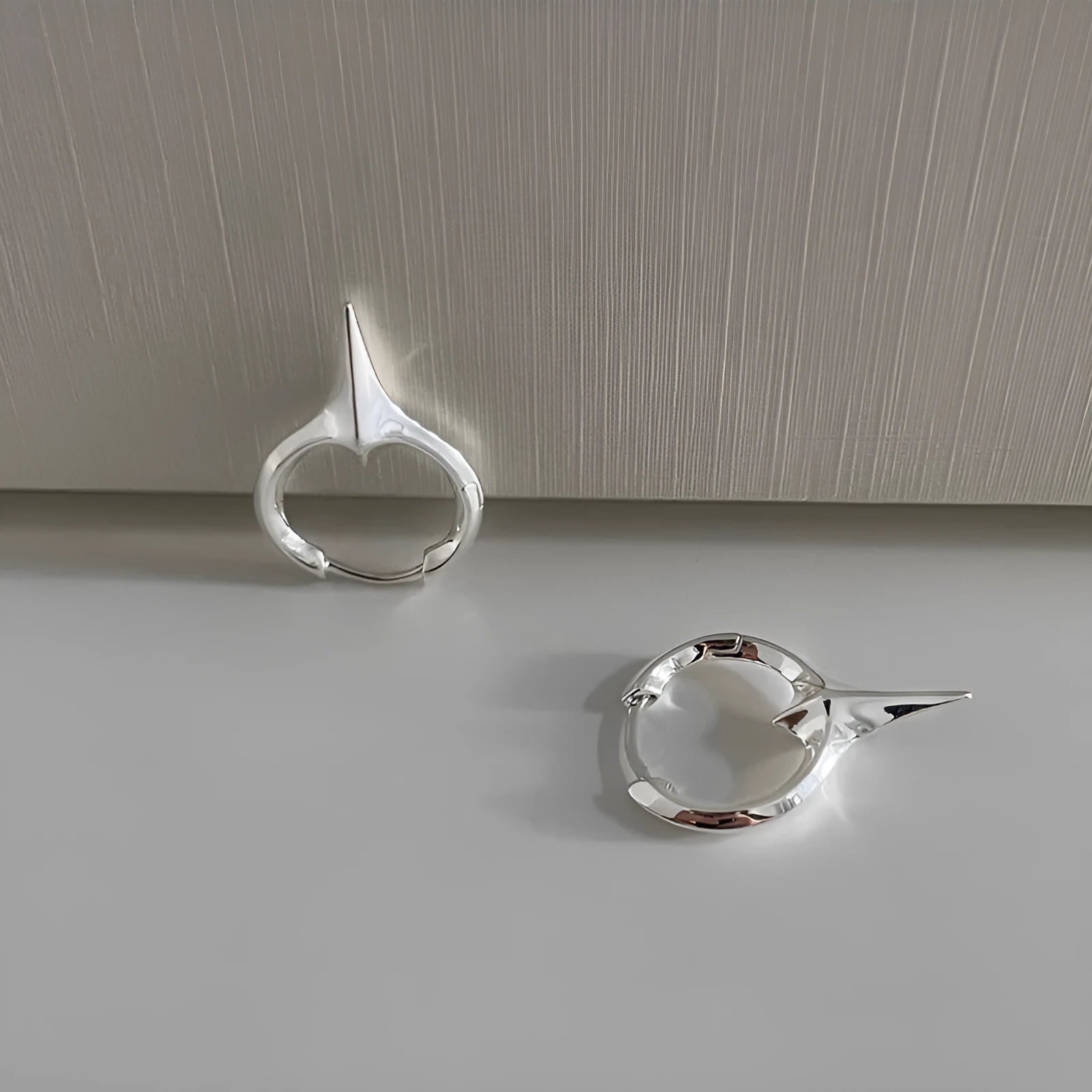 Platinum geometric star ear clips for women with copper electroplated construction