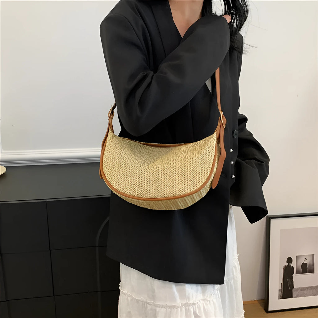 Women's woven straw crossbody bag with internal organisation compartments