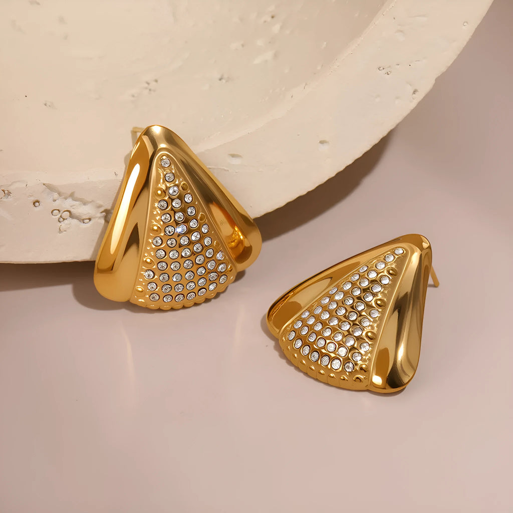 Geometric stainless steel stud earrings in triangle and curve shapes, electroplated 18K gold or steel colour