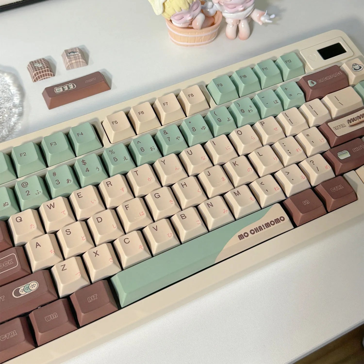 Matcha green ergonomic mechanical keyboard keycap set with five-sided sublimation printing.