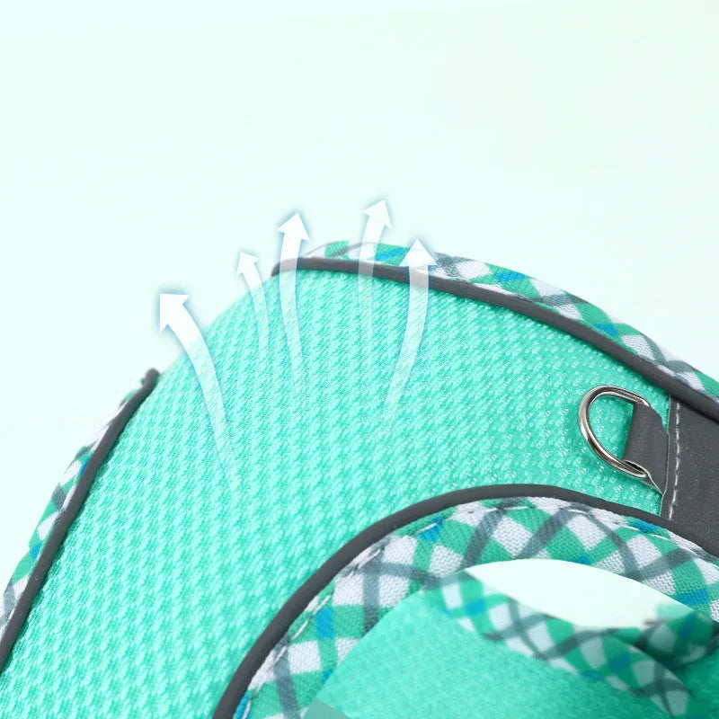 Step-in no-pull dog harness with breathable mesh, quick-release buckle, reflective strips, and attached 1.2m leash.