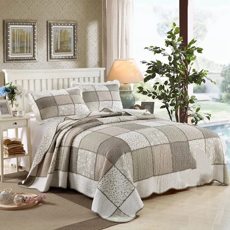 Washed pure cotton quilted bedspread and pillowcase three-piece set in a Korean style.