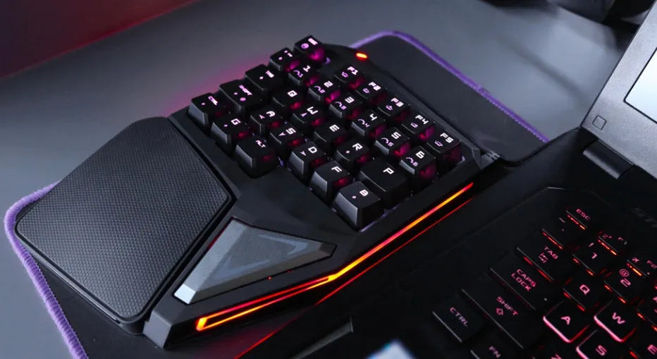 T9PLUS single-handed gaming keyboard with 29 mechanical keys, wrist support, and 10 backlighting effects