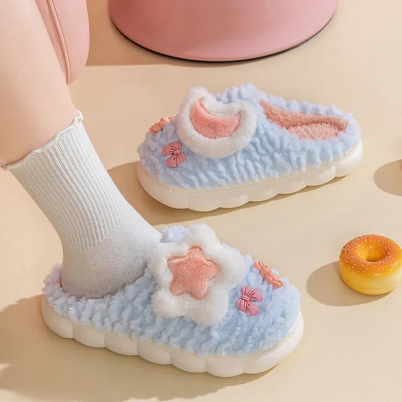 Women's light blue fleece-lined cotton slippers with cartoon animal pattern and toe holder design