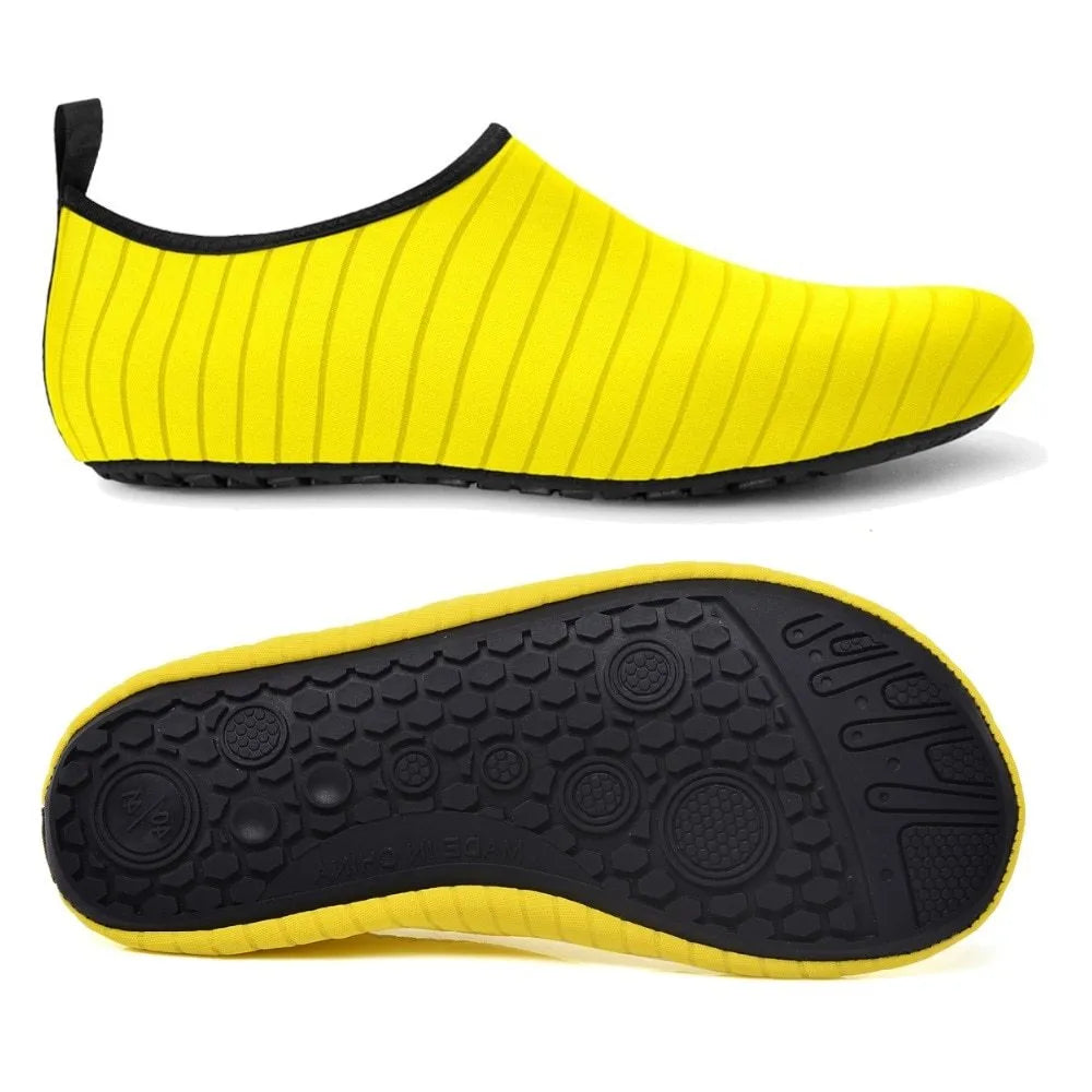 Quick dry barefoot aqua shoes with rubber sole and mesh lining, unisex water socks for beach swim yoga