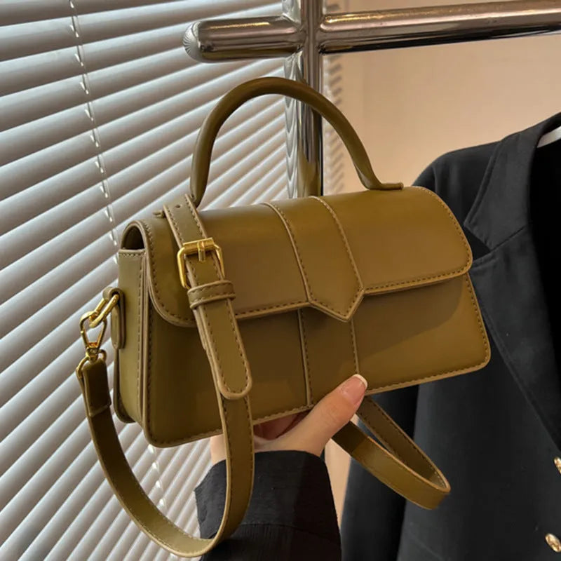 Women's horizontal square messenger bag in PU material with internal file organisation