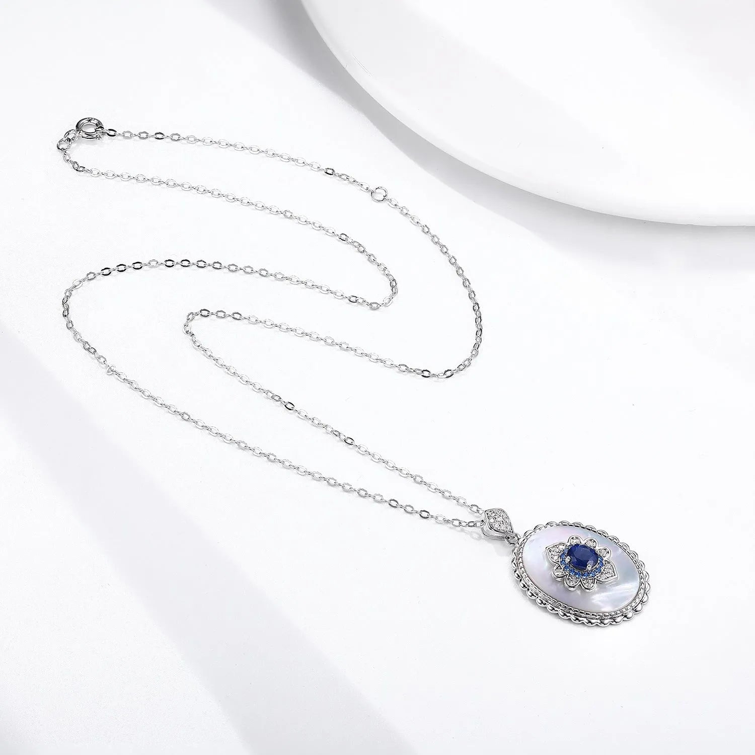 925 sterling silver geometric pendant necklace with platinum gold finish, adjustable o-chain 41-50cm for women