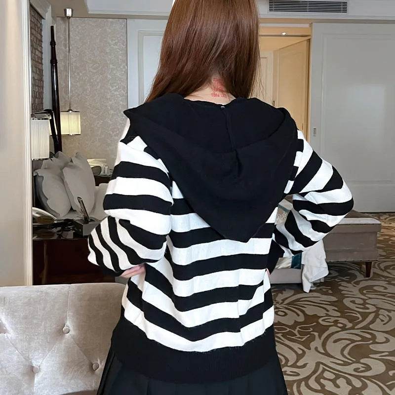 Women's striped contrast colour knitted hooded zipper cardigan in black cashmere blend loose fit casual coat