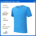 Man wearing a solid colour short sleeve work T-shirt with waterproof and oil-proof properties.