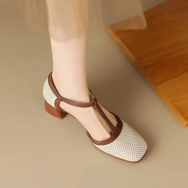 Retro colour block hole sandals with chunky heel in apricot