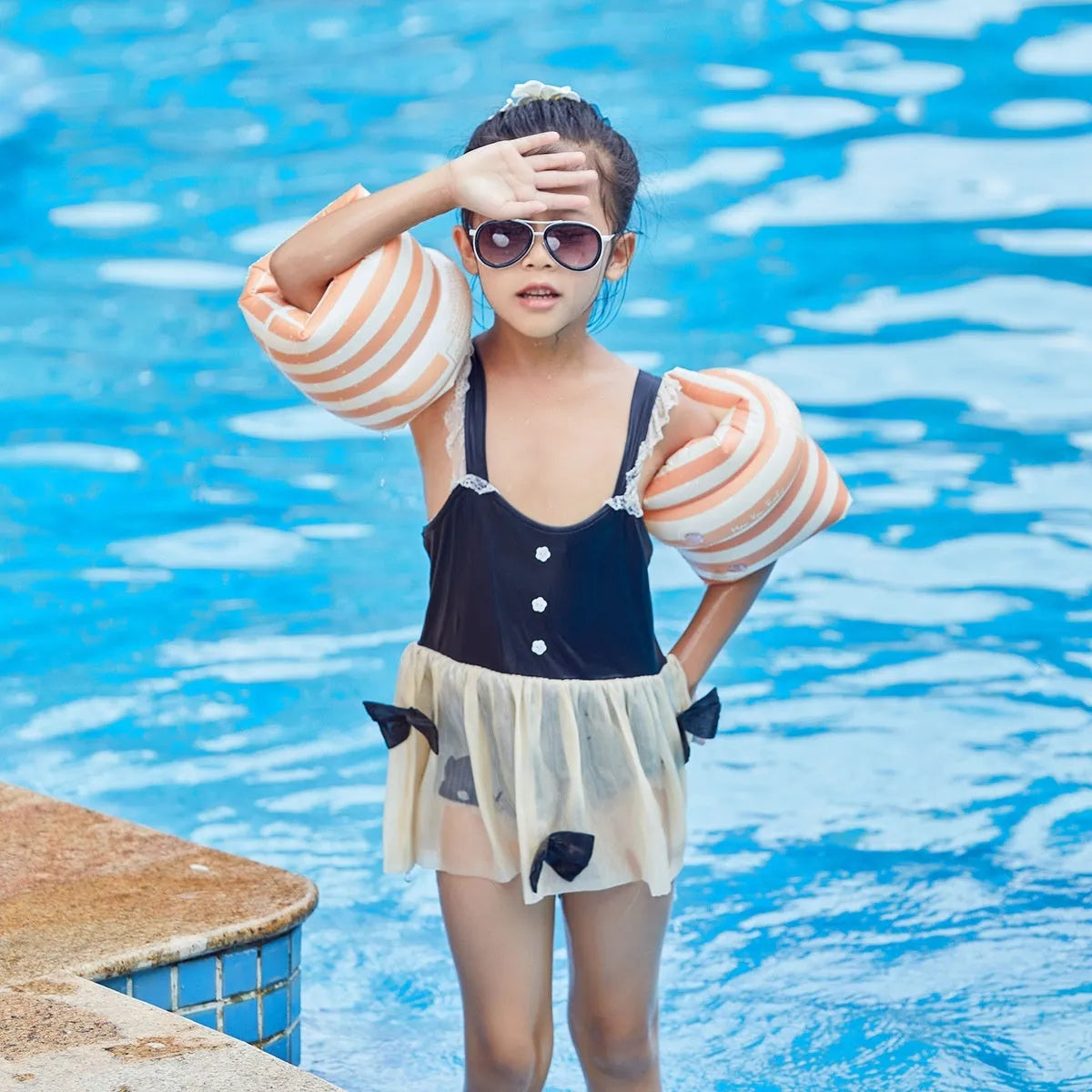 Personality Couple Kids Swimming Arm Floats PVC armband retro series cylinder blue