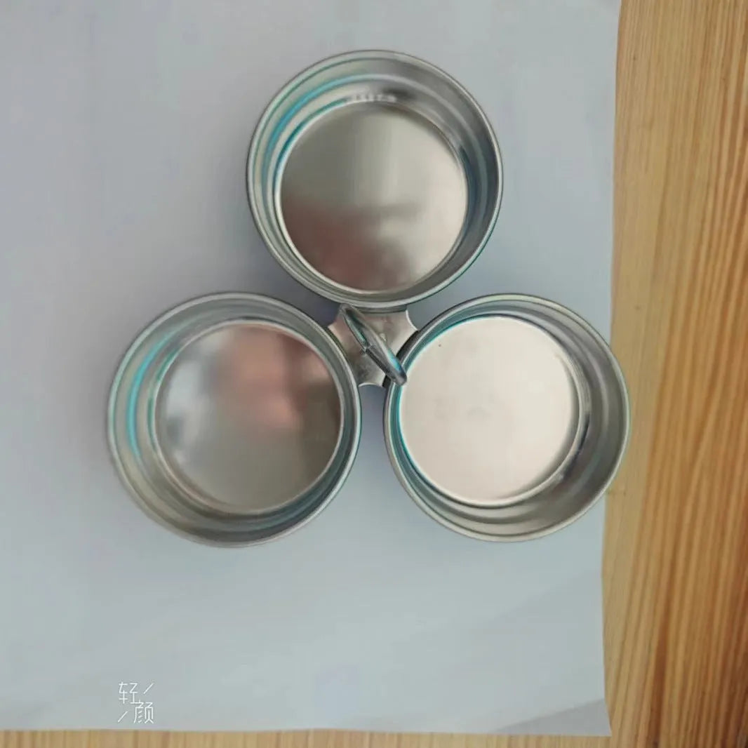Stainless steel heart-shaped egg steamer for cooking poached eggs