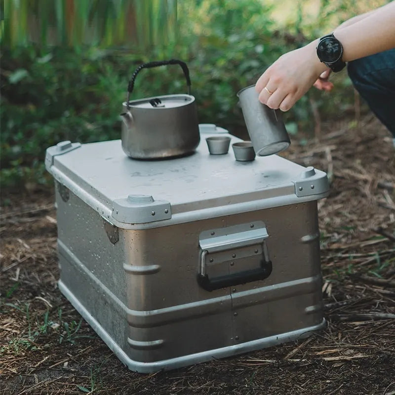 Aluminium alloy camping storage box with vehicle mounting in green colour