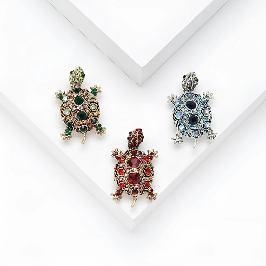 Retro rhinestone turtle brooch in alloy material available in blue, green, red colours