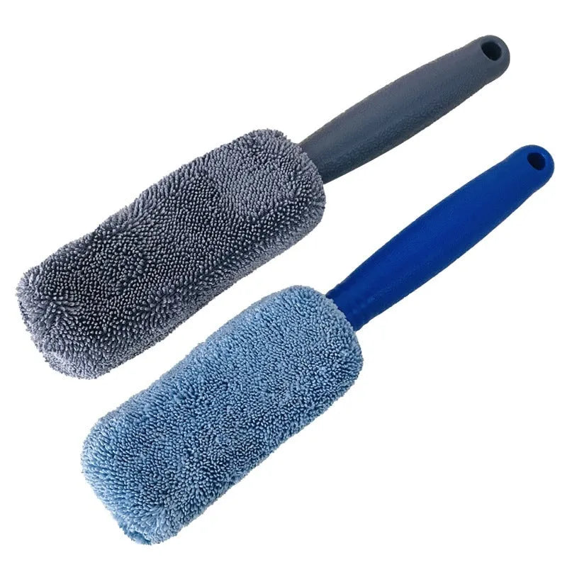 Microfiber car tire brush with long handle for cleaning wheels and hub caps