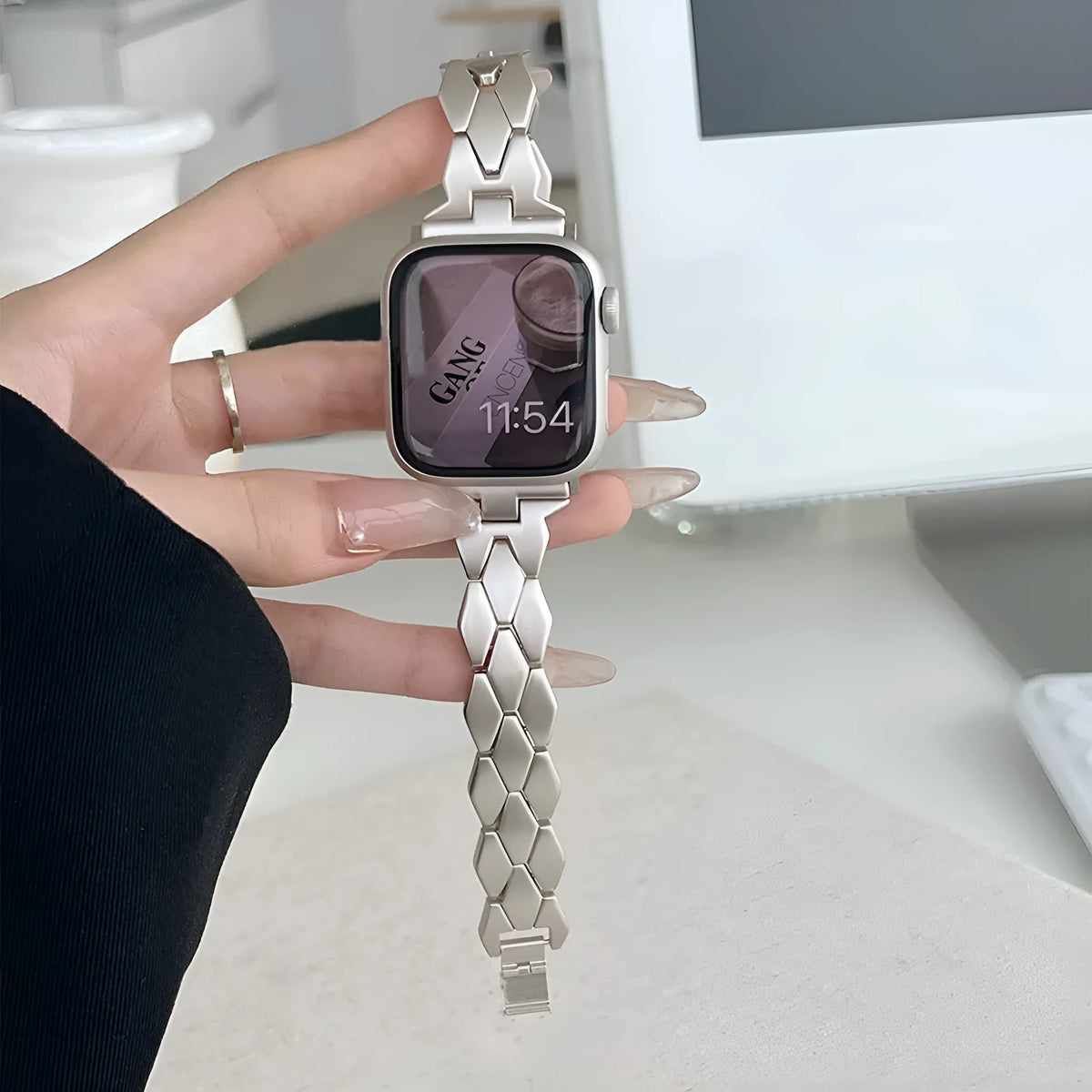 Metal chain steel band diamond strap for Apple Watch in silver on a 42/44/45/49mm case size