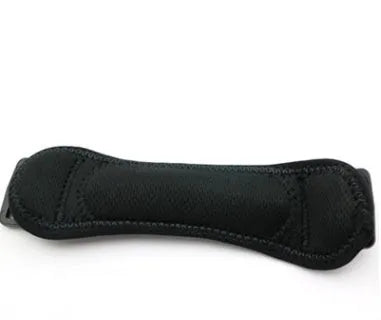 Black adjustable patella support band with sponge pad and plastic buckle for adults