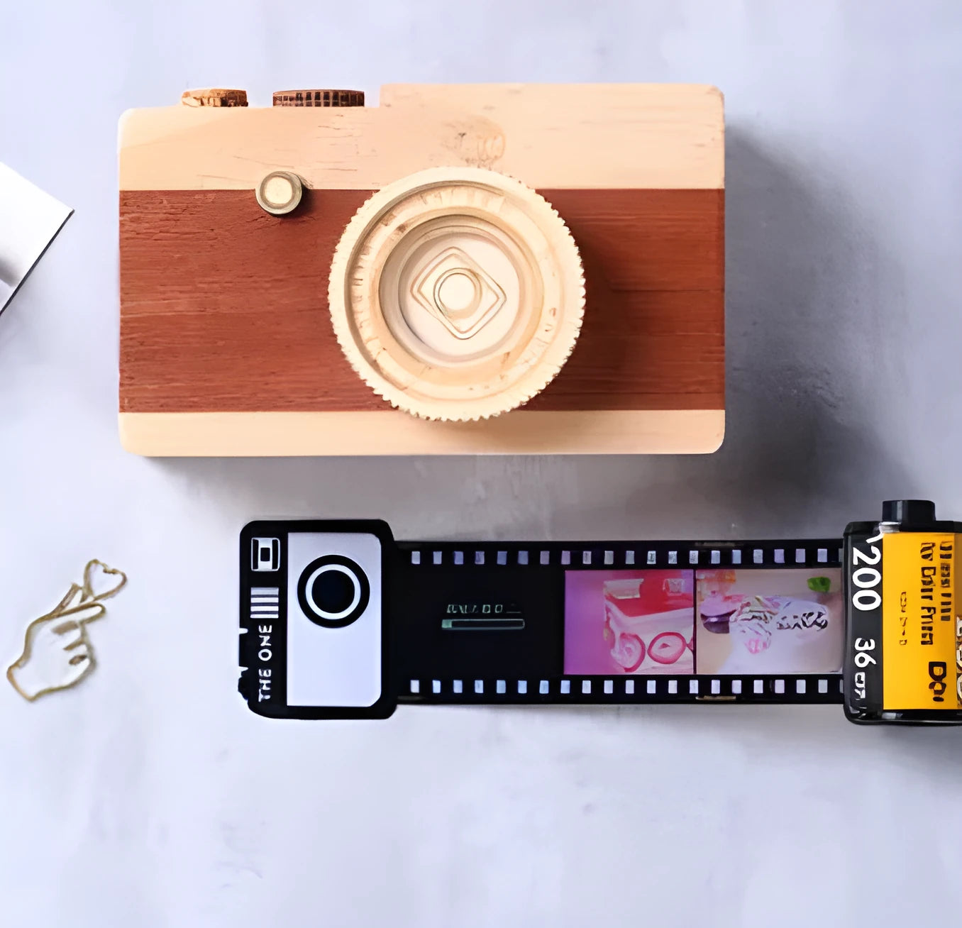 Memory colour film album wooden box set with tote bag in yellow, pink, or blue colour options