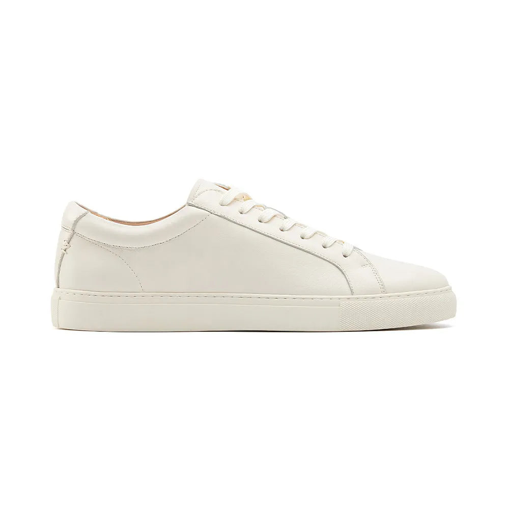 Men's pure white casual sports skate shoes with low-top lace-up design and rubber sole