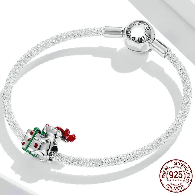 Single 925 silver reindeer beaded charm with dripping oil finish in BSC540 colour, 1.4 cm wide