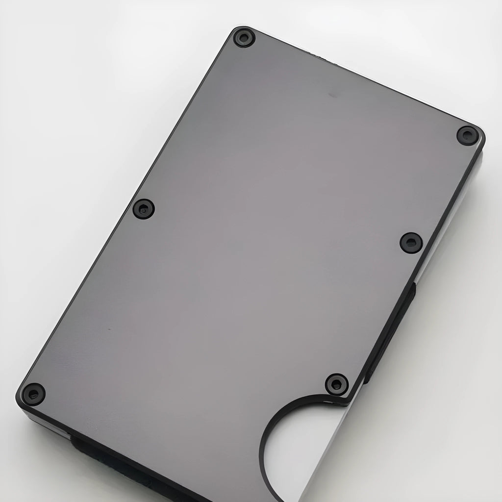 Aluminium alloy grey carbon fibre credit card wallet showing RFID protection feature