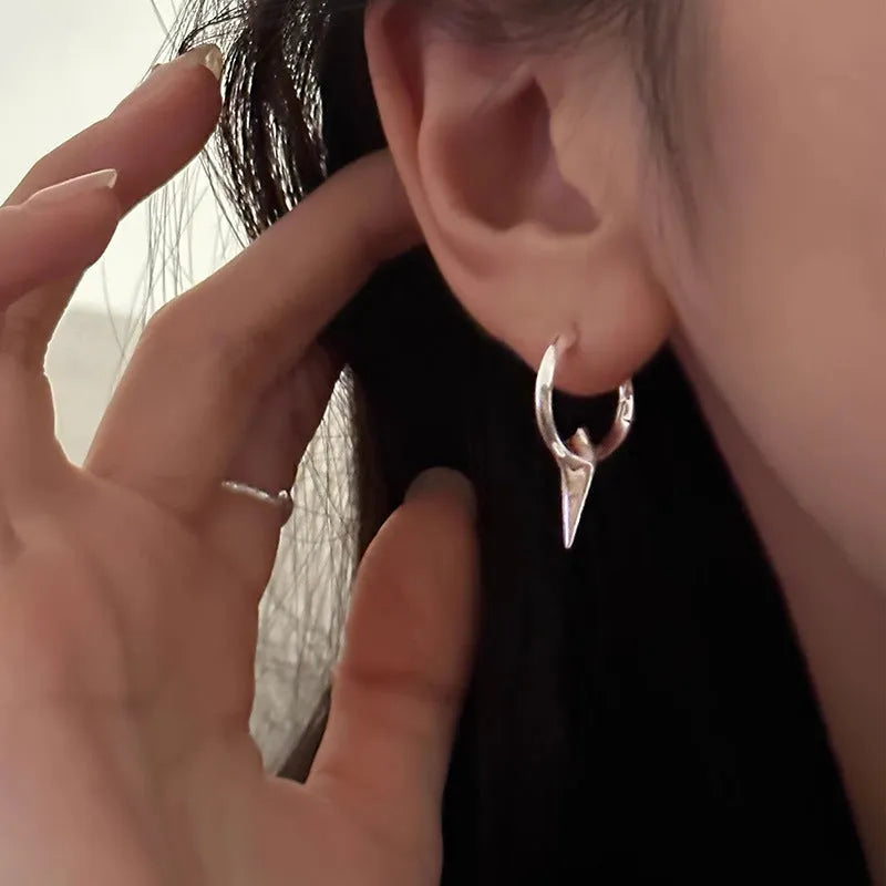 Platinum geometric star ear clips for women with copper electroplated construction