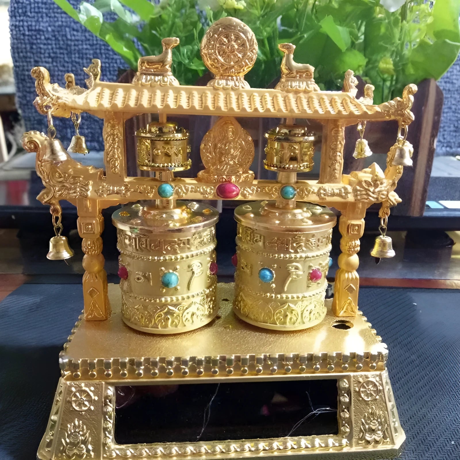 Alloy car prayer wheel ornament with Chinese design, shaped like a large license plate.