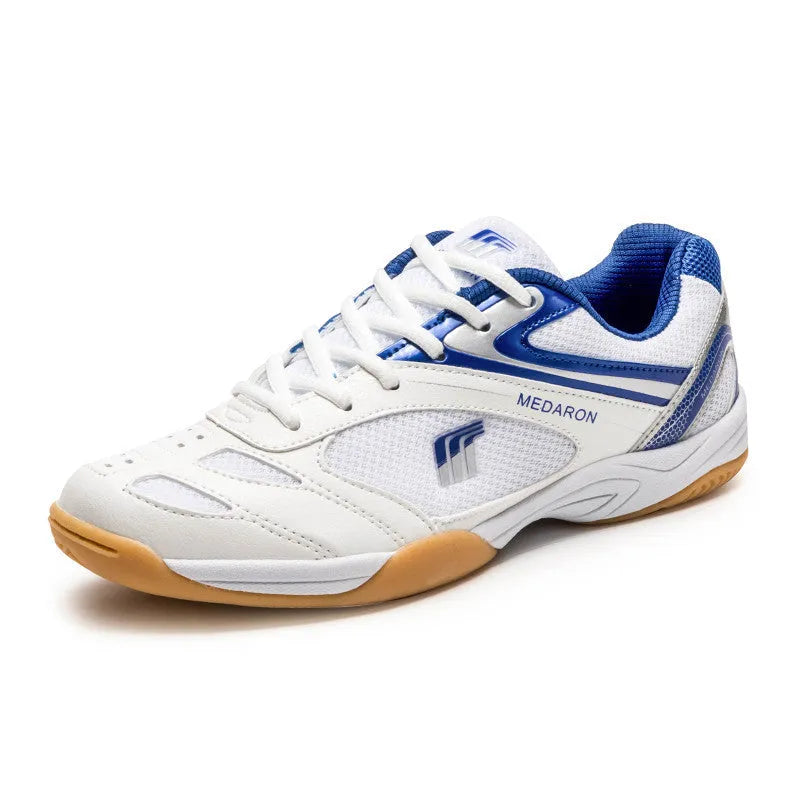 Table tennis training shoes with synthetic leather upper and round toe design