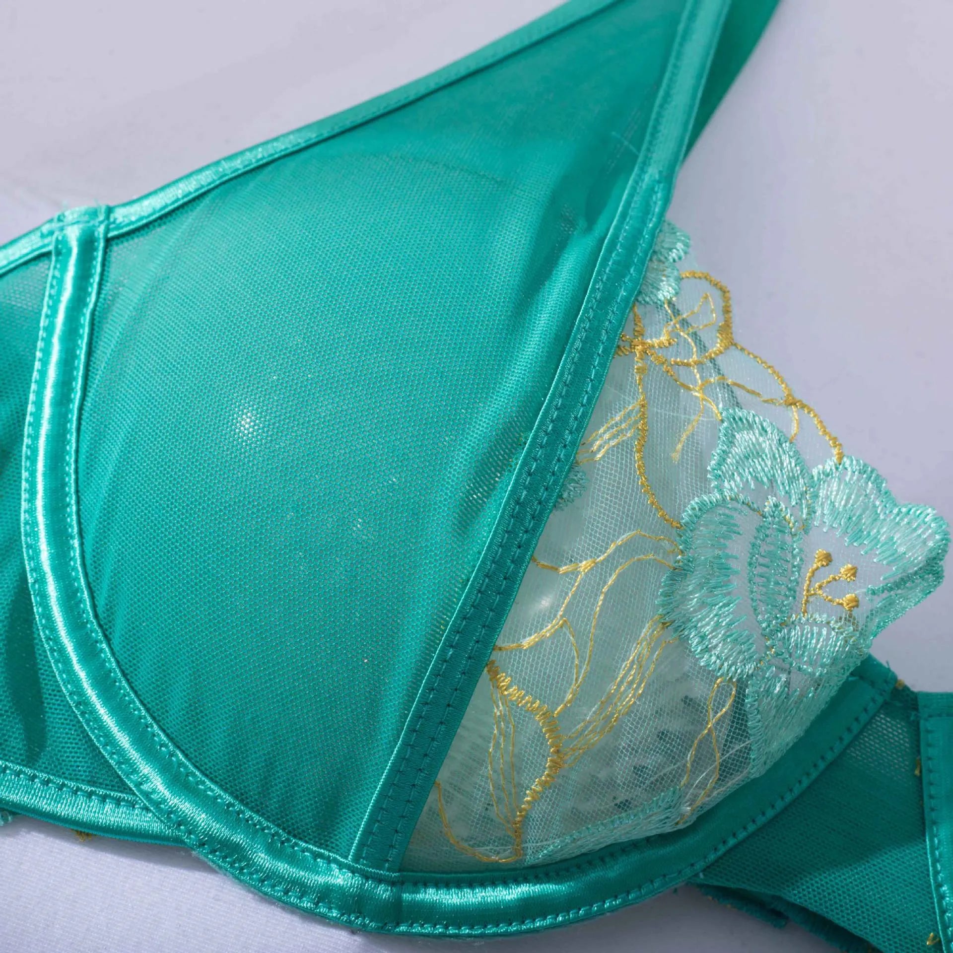 Light green women's embroidered bra and bikini set in three-point tights style