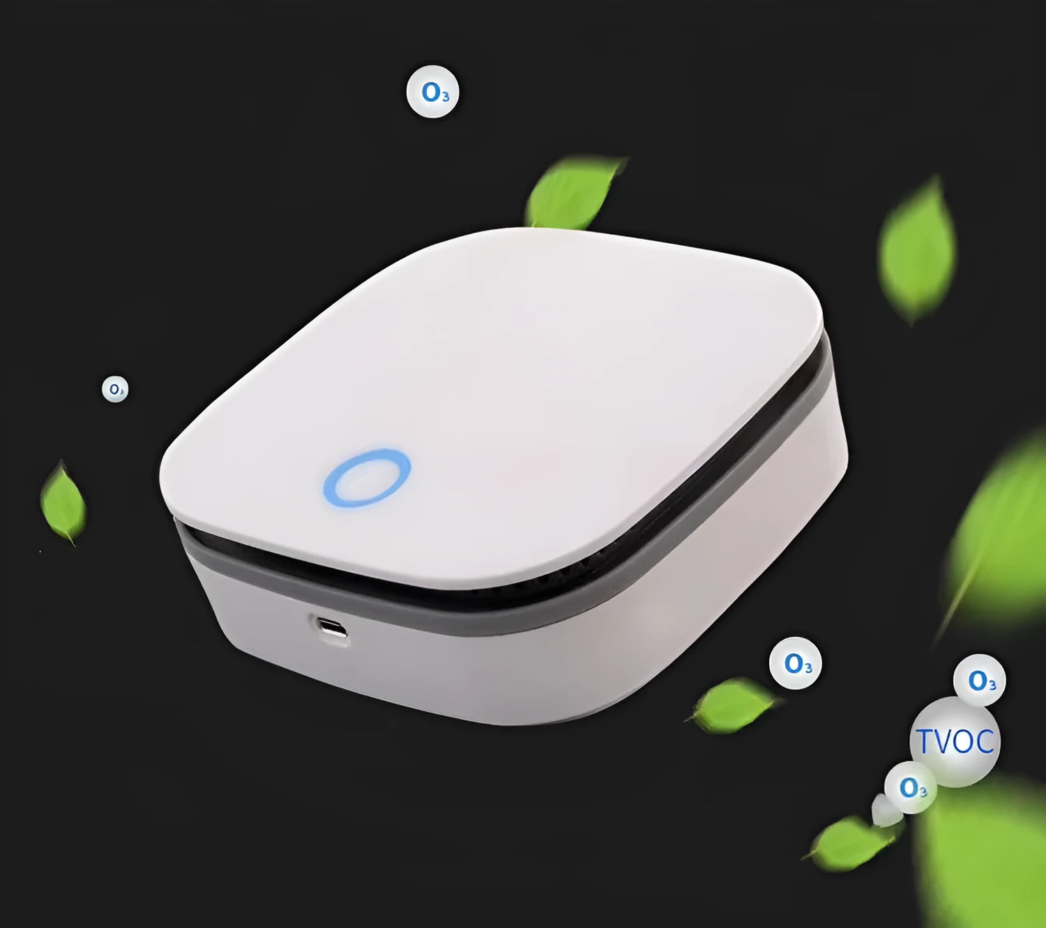 White USB-powered car air purifier with negative ion sterilisation for small spaces