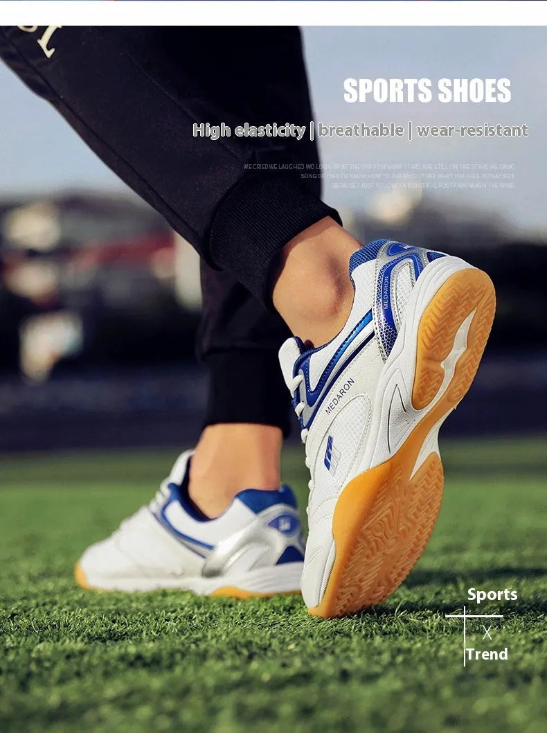 Table tennis training shoes with synthetic leather upper and round toe design