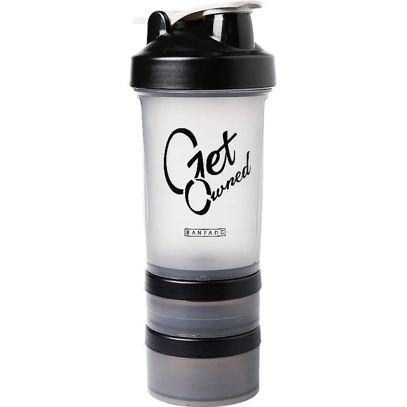 500ml plastic shake cup with sealed leak-proof lid, portable fitness shaker in two style options