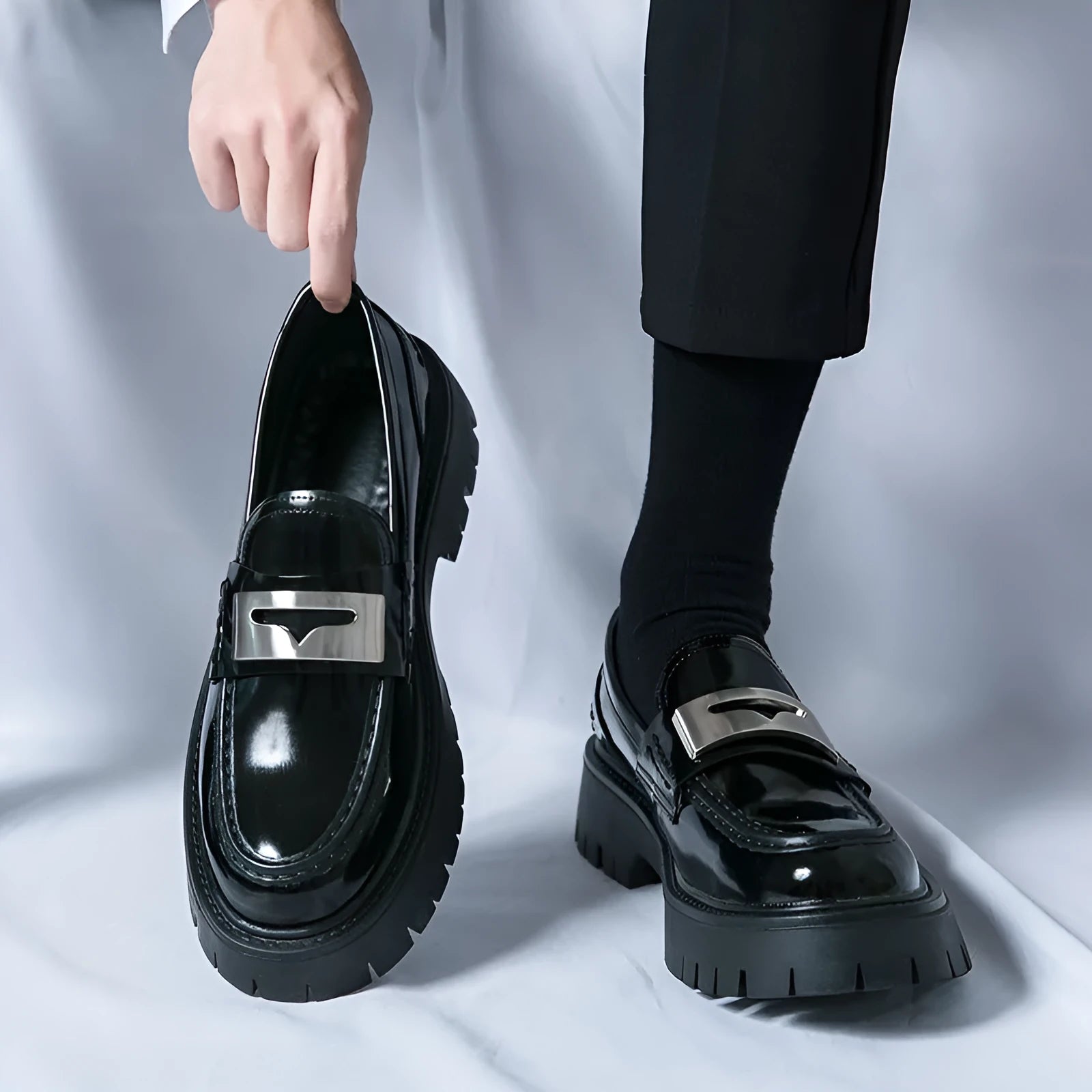 Men's glossy black loafers with hidden platform heel in PU leather for summer wear