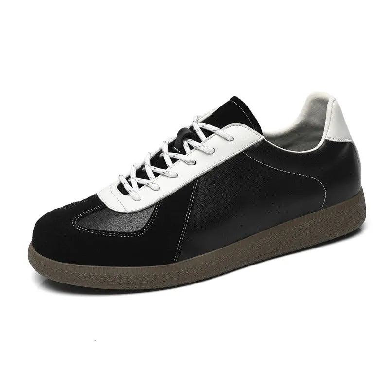 Men's broad casual leather shoes in solid colour, round toe, front lace-up, black and yellow options
