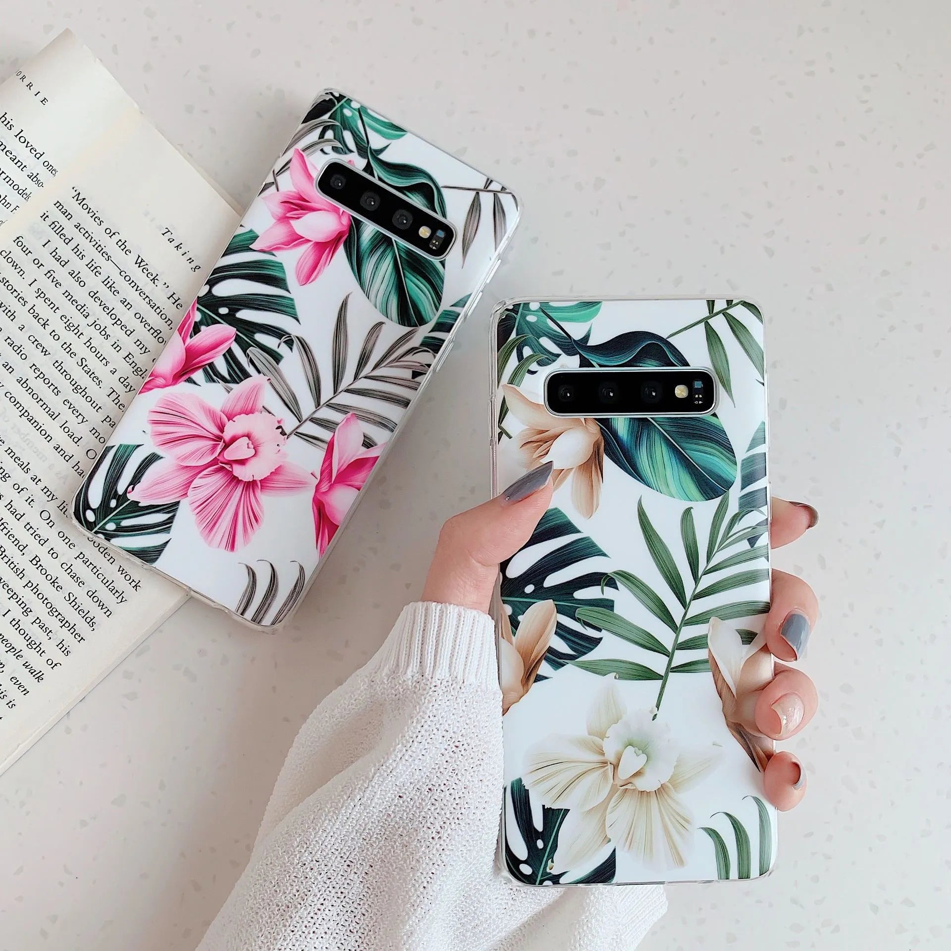 Samsung TPU phone case with green leaf flower design on a Safflower coloured back cover.