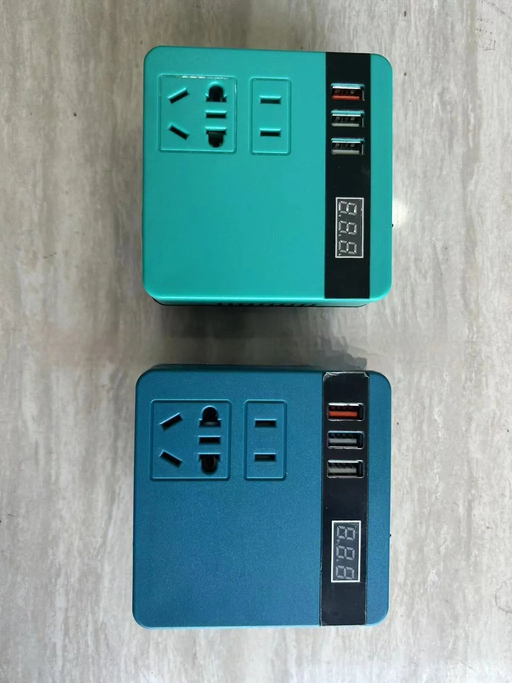 Lithium battery inverter for power tool batteries with 0.12 kW rated power