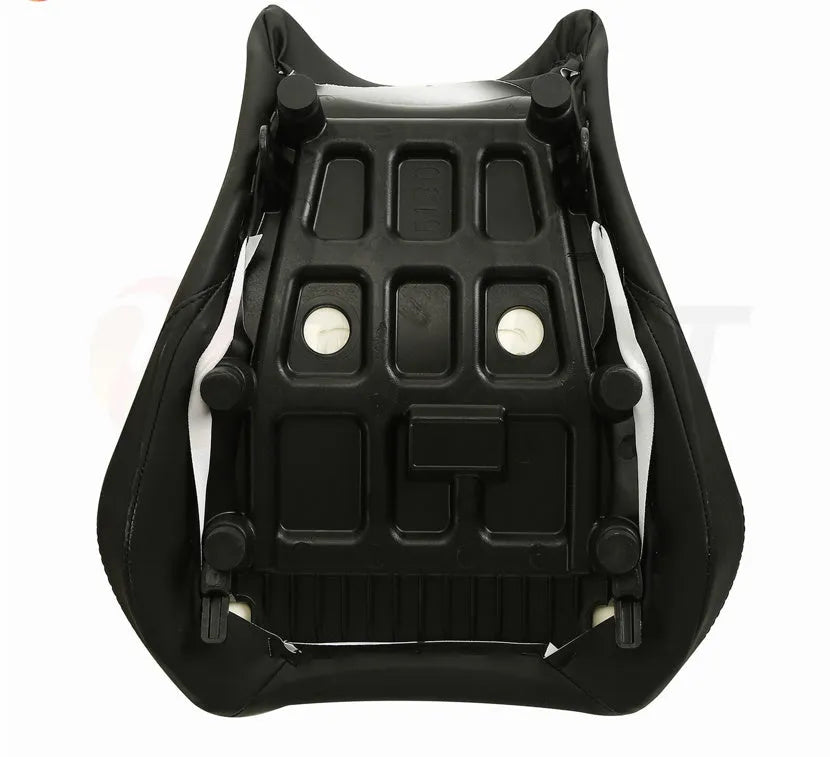 Suzuki GSXR1000 motorcycle with black PU leather seat covers fitted on front and rear.