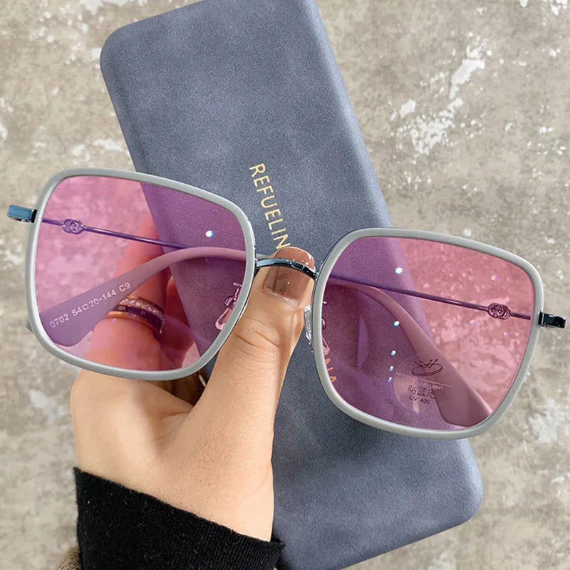 Photochromic myopia glasses with large frame, anti-blue light lens, available in four black gold frame colours