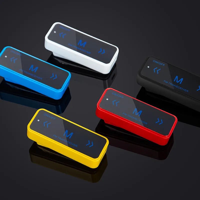 Mini handheld walkie-talkie with ear-hook earpiece for salon communication, random colour, UHF lithium battery