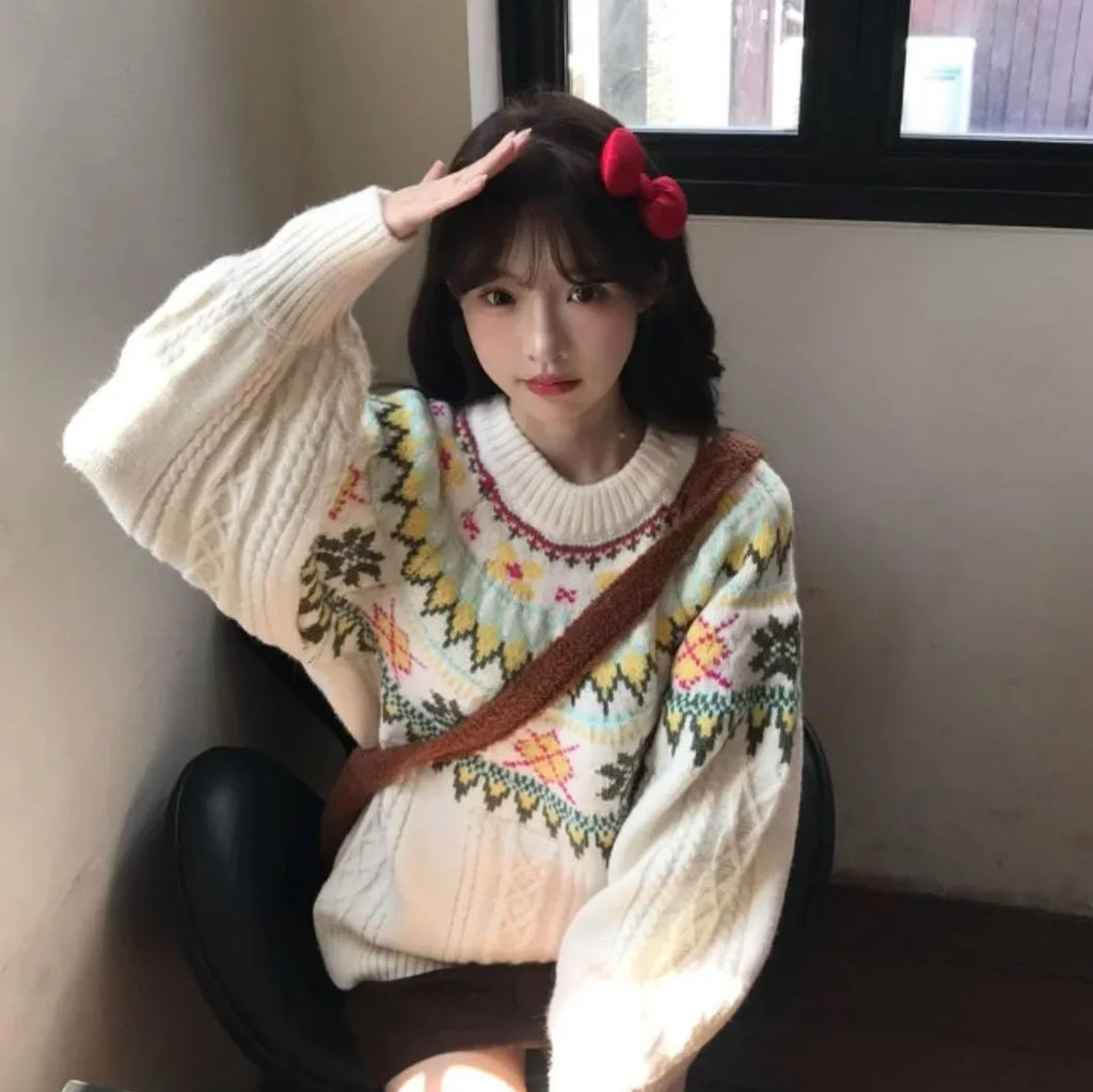 Women's milky white lantern sleeve pullover knitwear with loose Mori style